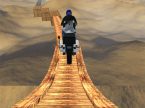 高所のコースを滑走するバイクゲーム Impossible Bike Racing 3D