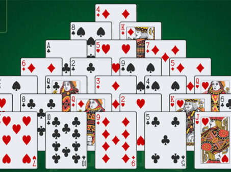 ソリティア ピラミッドのゲームプレイ画像